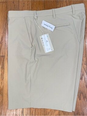 Tommy Bahama Men’s 44, 46 Chip Shot Short IslandZone UPF 30 Stone Khaki 10” NEW